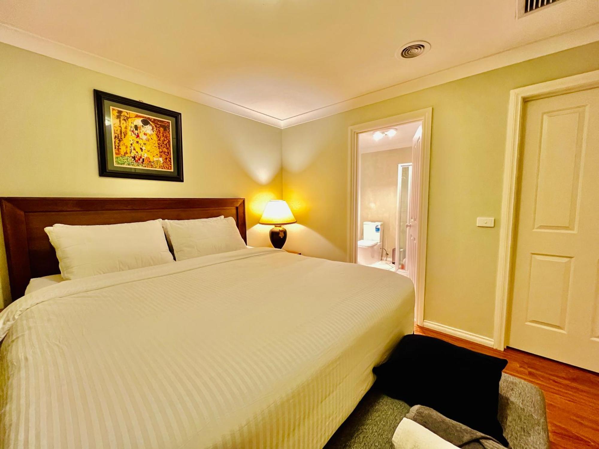 Spacious 6 Bedroom Holiday Home 15 Min Away From Melbourne Airport Sydenham Экстерьер фото