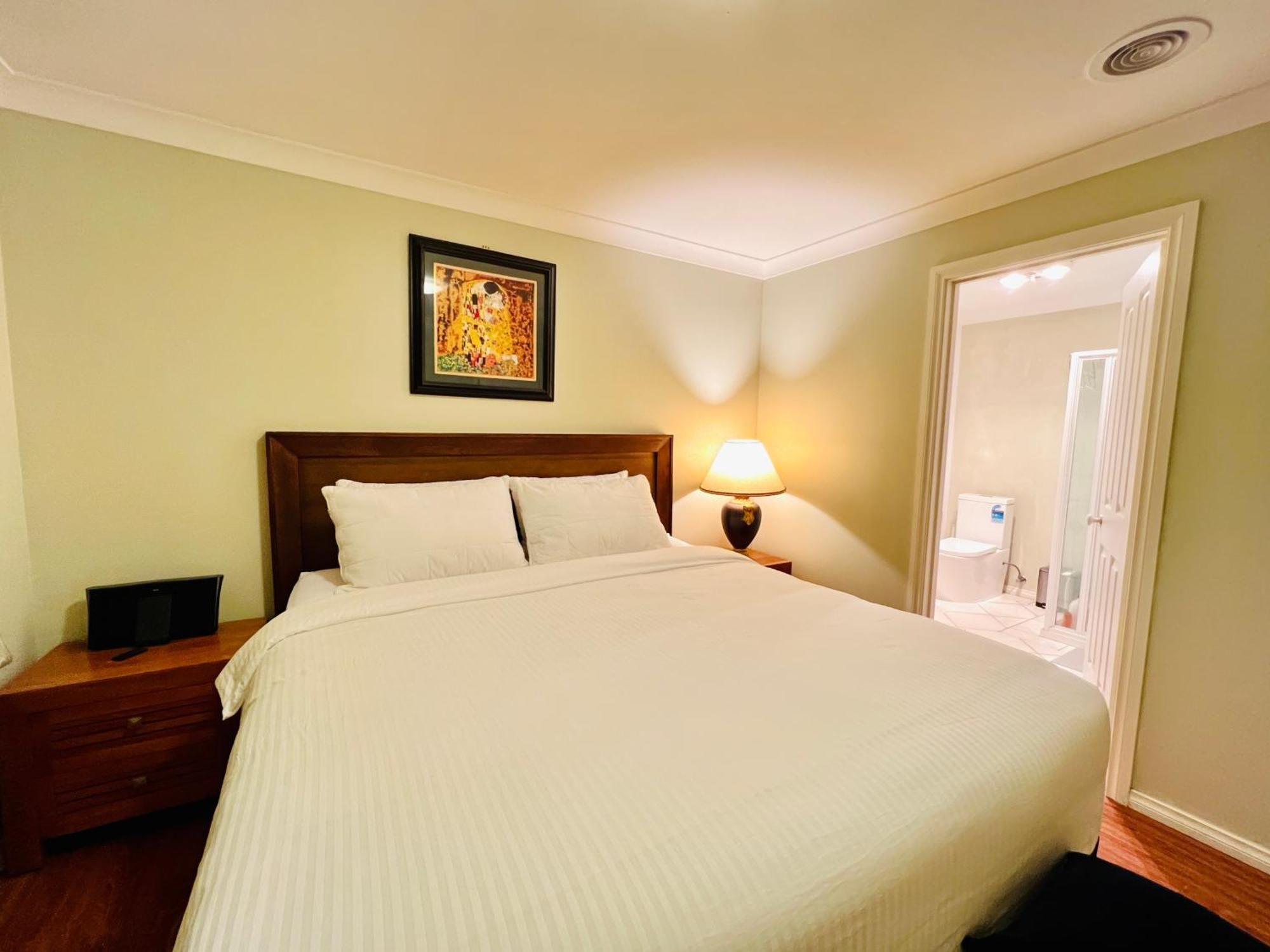 Spacious 6 Bedroom Holiday Home 15 Min Away From Melbourne Airport Sydenham Экстерьер фото