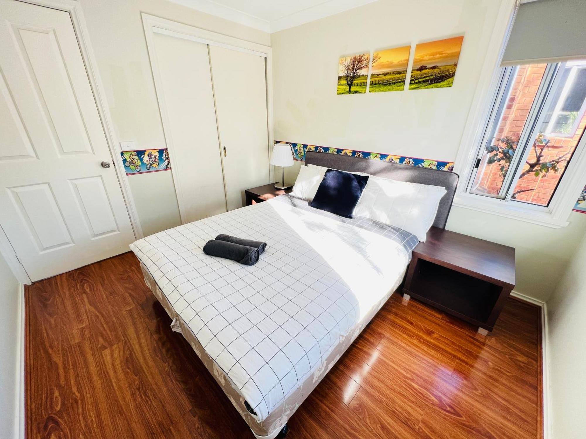 Spacious 6 Bedroom Holiday Home 15 Min Away From Melbourne Airport Sydenham Экстерьер фото