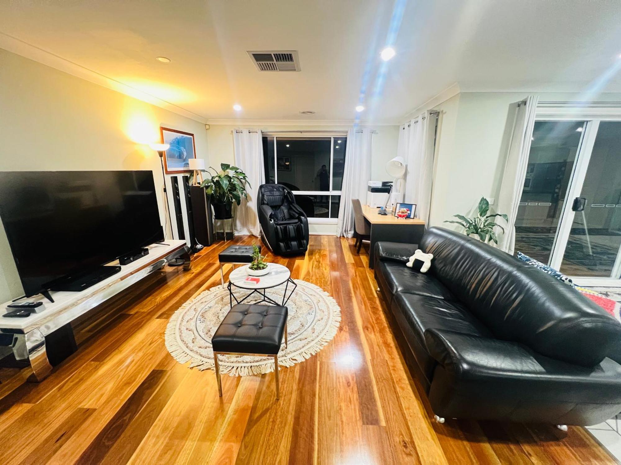 Spacious 6 Bedroom Holiday Home 15 Min Away From Melbourne Airport Sydenham Экстерьер фото