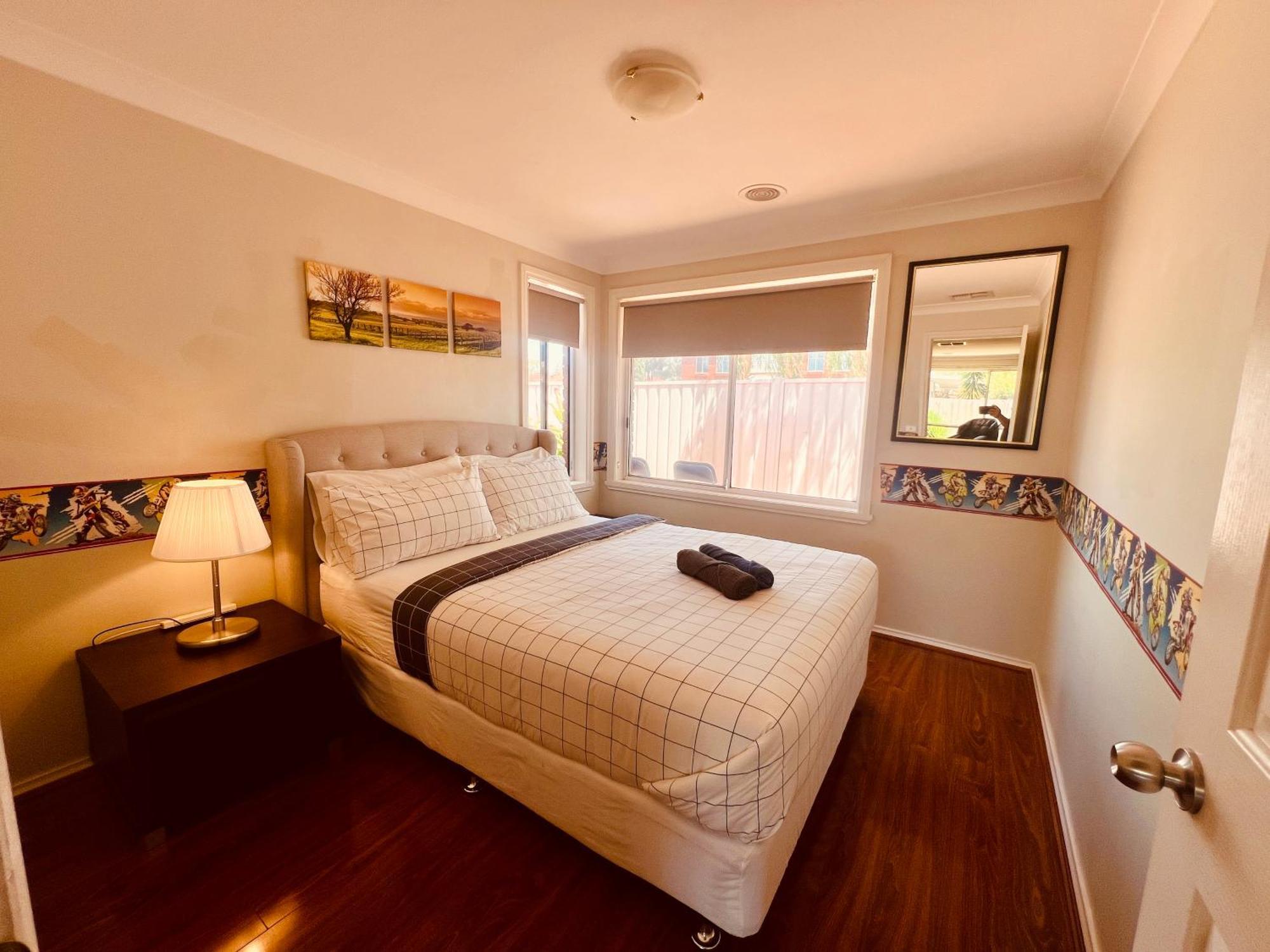 Spacious 6 Bedroom Holiday Home 15 Min Away From Melbourne Airport Sydenham Экстерьер фото