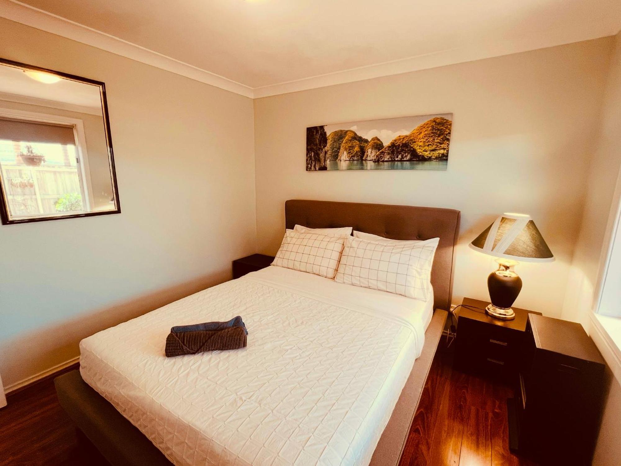 Spacious 6 Bedroom Holiday Home 15 Min Away From Melbourne Airport Sydenham Экстерьер фото